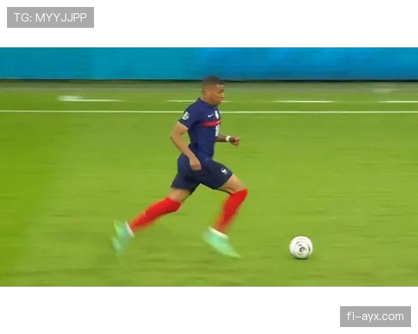 阿什拉夫刷新速度纪录，彰显世界足坛最快球员实力与潜力