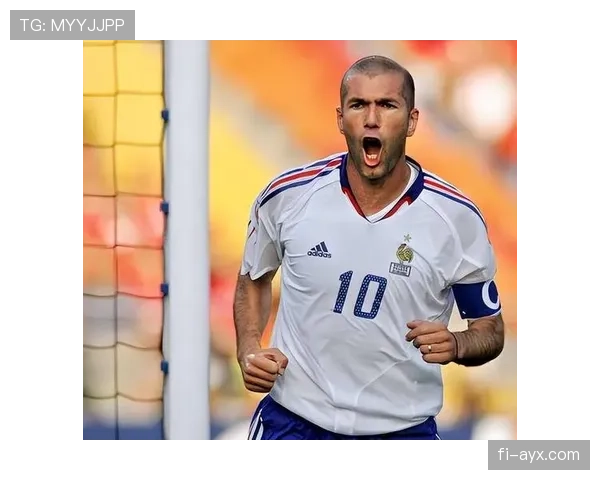 齐达内足球智慧:战术与心理素质融合,引领球队迈向成功新纪元 齐达内足球智慧:战术与心理素质融合,引领球队迈向成功新纪元