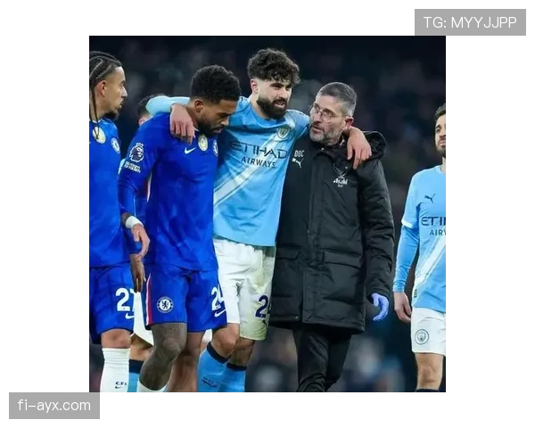 鲁本·迪亚斯:与斯通斯、沃克等人构建曼城防线体系 鲁本·迪亚斯:与斯通斯、沃克等人构建曼城防线体系