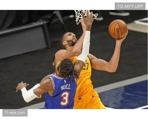 穆托姆博砍下高效篮下得分改变球队内线防守节奏