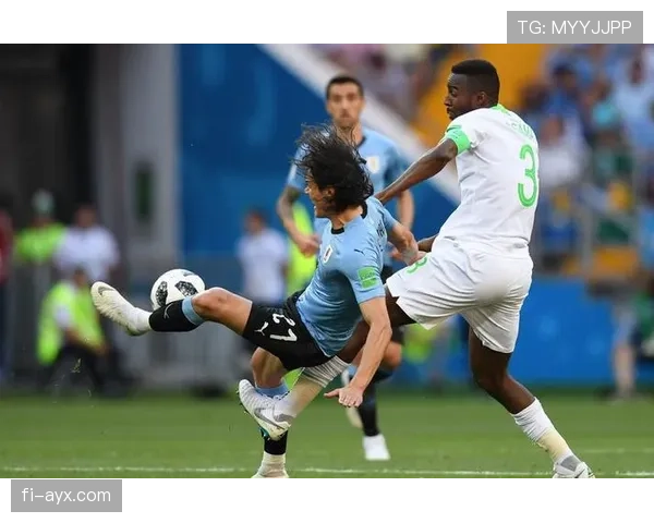 苏亚雷斯训练完回家还得哄三个娃睡觉，这体力比踢满全场还狠